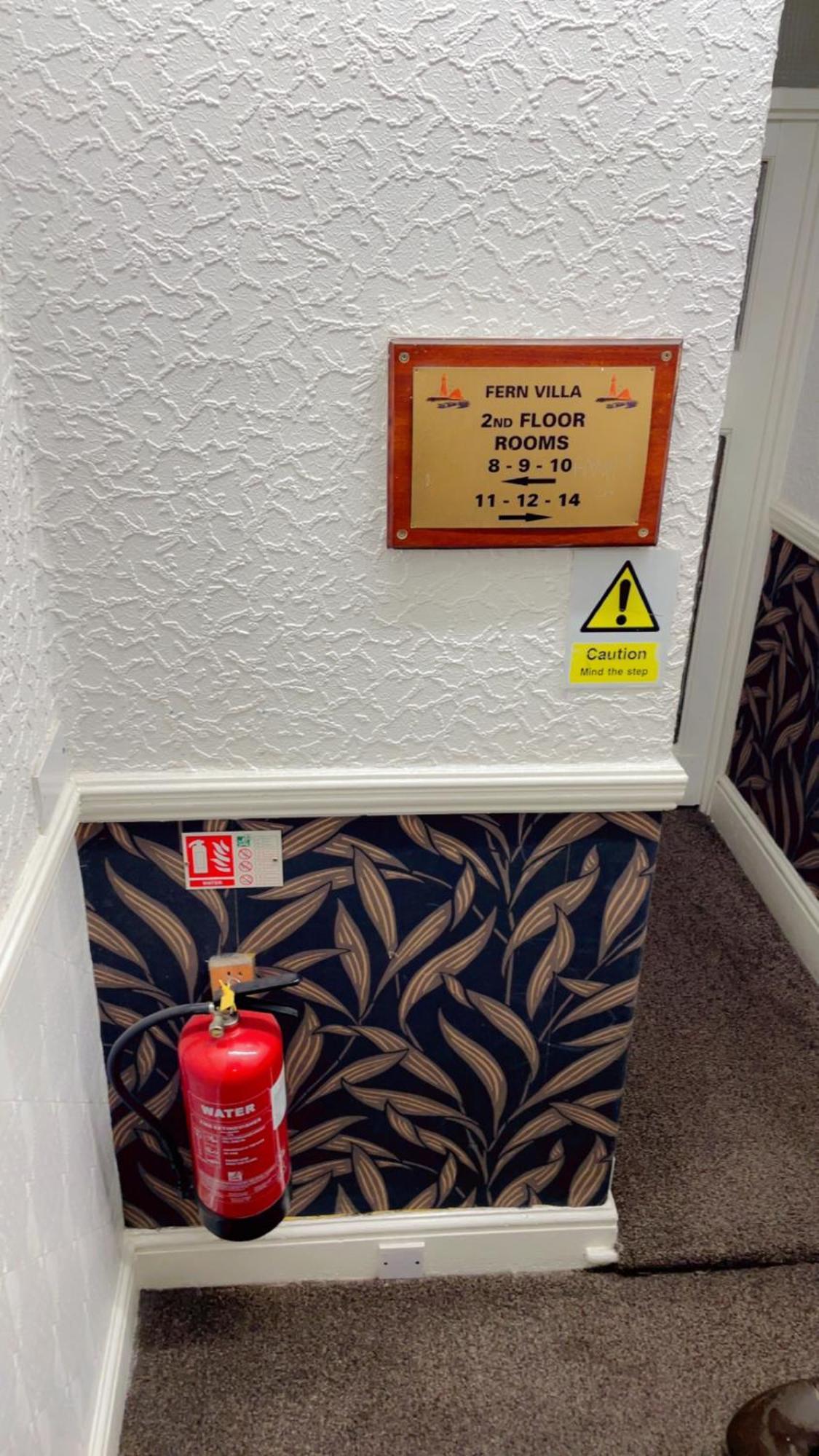 Fern Villa Hotel - Albert Road Blackpool Exteriör bild