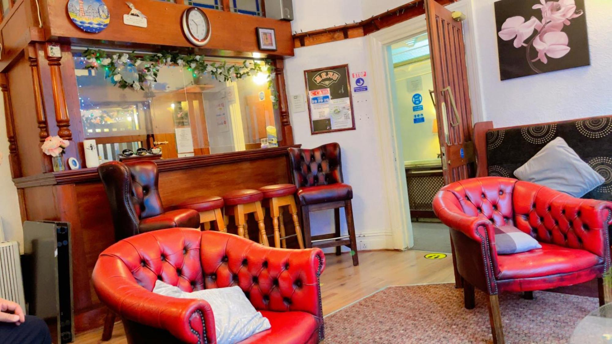 Fern Villa Hotel - Albert Road Blackpool Exteriör bild